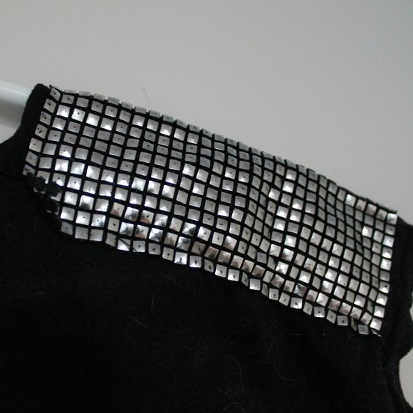 Glam Punk "Take Heart of Grace" Sleeveless Shirt - Picture 3 of 6